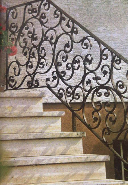 ɽ������¥��