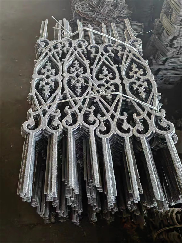 ɽ�����նͲ�